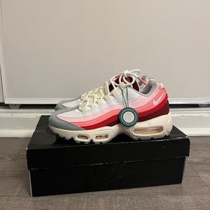 Air Max 95 Anatomy US Men’s 6/ Women 7.5.